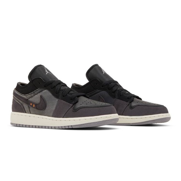 Air Jordan 1 Low SE Craft GS ‘Inside Out- Black’ - Picture 2 of 9